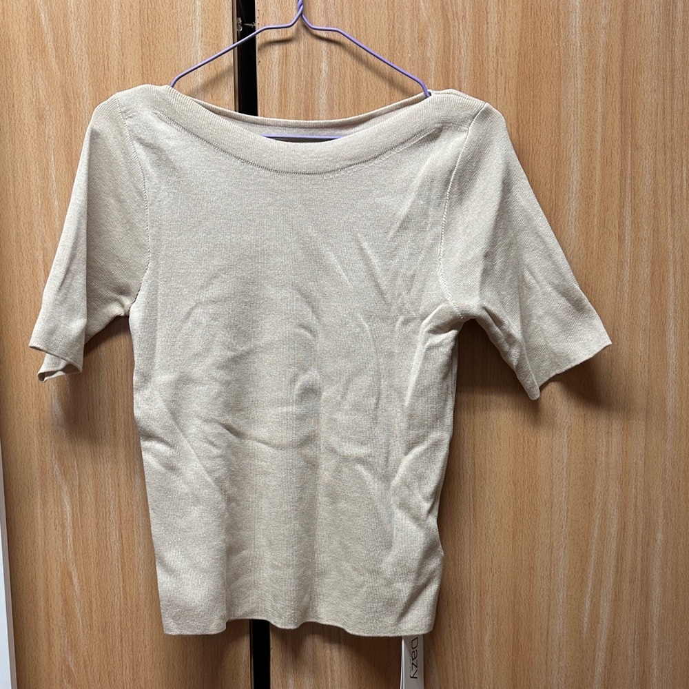Stylish Beige Women's Short Sleeve Top